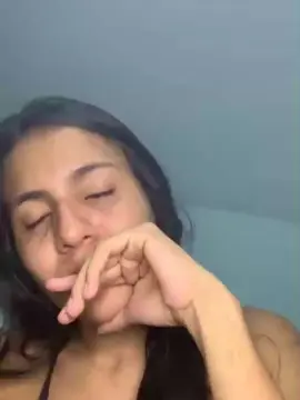 Cam4 Free Live Porn of Maduu7