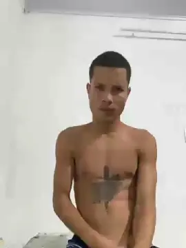 Cam4 Watch Live Sex Cams of lucas7285