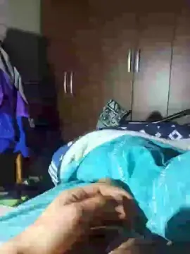 Cam4 Adult Webcam of Andr3_69