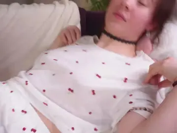 Cam4 Watch Live Sex Cams of HildAle