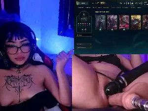 Cam4 Free Live Porn of Nyveth
