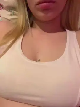 Cam4 Sex Cam of luleee3
