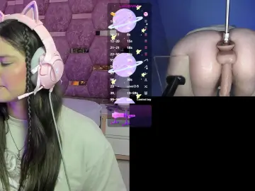 Cam4 Watch Live Sex Cams of Trianna_