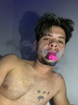 Cam4 Live Sex of MarianoXX1