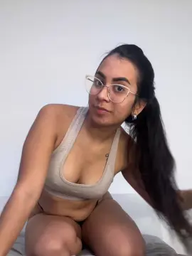 Cam4 Nude Webcam of Latinaht222