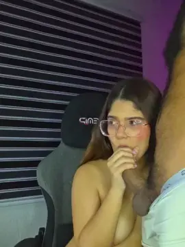 Cam4 Nude Webcam of AliceP0