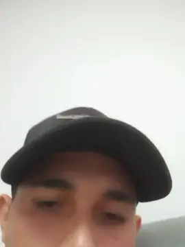 Cam4 Free Live Porn of athletic_pig