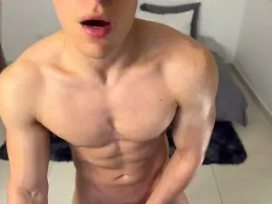 Cam4 Best live sex cam show of Maxxi_Lancaster