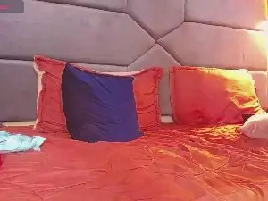 Cam4 Live Porn of jhos_padill