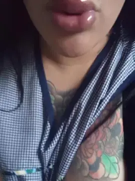 Cam4 Free Live Porn of julianasexy