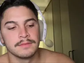 Cam4 Live Sex of diogo946