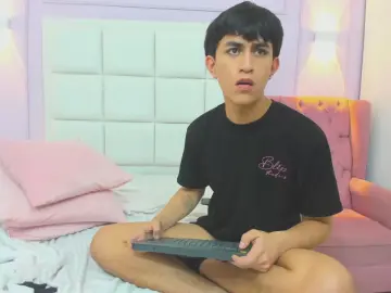 Cam4 Adult Video Chat of hoot_booys_