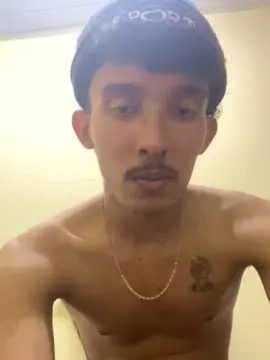 Cam4 Free Live Porn of MavyFelipe