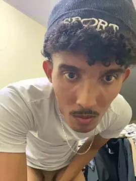 Cam4 Live Porn of MavyFelipe