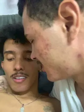 Cam4 Live Sex Cam of MavyFelipe