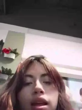 Cam4 Free Live Porn of sylvana_19