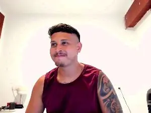 Cam4 Sex Cam of JohanSmith__