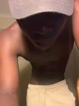 Cam4 Watch Live Sex Cams of CobraPreta2