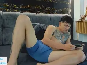 Cam4 Sex Cam of logan_griffin