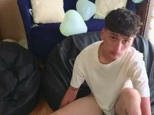 Cam4 Adult Video Chat of Mrpicklesx23