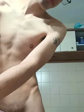 Cam4 Nude Webcam of twinkexxxequiel