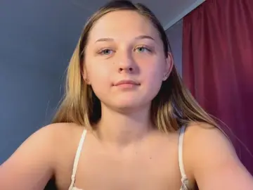 Cam4 Watch Live Sex Cams of NenaKlave