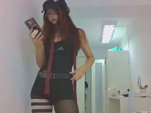 Cam4 Free Live Porn of ElkeTock