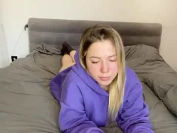 Cam4 Private Sex Chat of EmberLamb