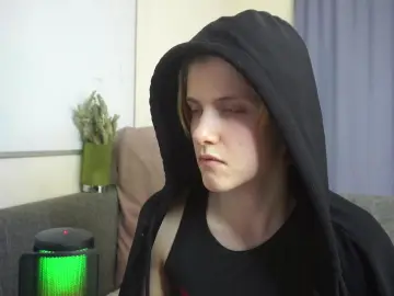 Cam4 Private Sex Chat of CorettaAntenor