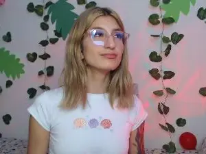 Cam4 Watch Live Sex Cams of Kaii_