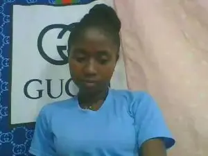 Cam4 Live Sex of chantale7