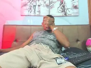 Cam4 Sex Cam of rpoolrboy