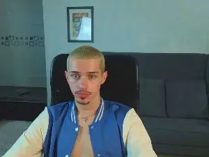 Cam4 Sex Chat of KaydenDrew