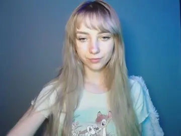 Cam4 Nude Webcam of LuciaAdorable