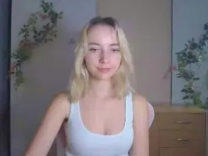 Cam4 Sex Chat of LuciaAdorable