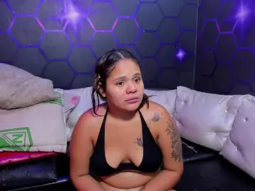 Cam4 Adult Video Chat of reichellhot_lat