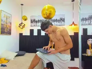 Cam4 Free Porn Cam of Mark_Jackson69