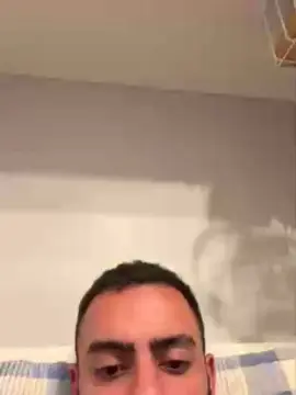 Cam4 Watch Live Sex Cams of Guilhermexx