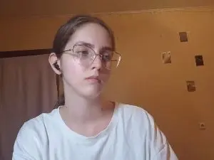 Cam4 Live Sex Cam of RoxanaKneisler