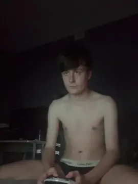 Cam4 Live Porn of tom_owens248
