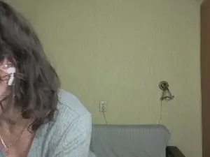 Cam4 Free Live Porn of GerdaLynaugh