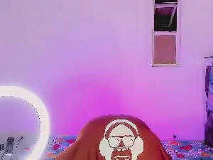 Cam4 Watch Live Sex Cams of Luccy_Rouss