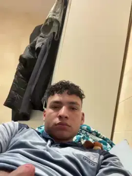 Cam4 Live Sex Cam of giuse247