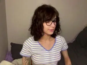 Cam4 Free Live Porn of AlodiaGoodrich