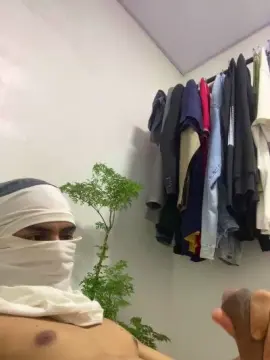 Cam4 Watch Live Sex Cams of Luannovin25