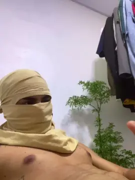 Cam4 Free Live Porn of Luannovin25