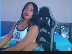 Cam4 Sex Cam of bella_warzon