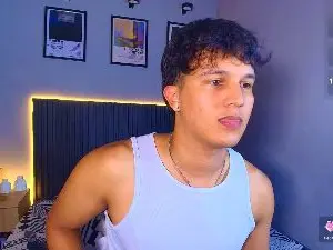 Cam4 Adult Webcam of Leo_Savage