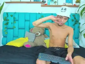Cam4 Adult Webcams of Hot_Boys_Latino