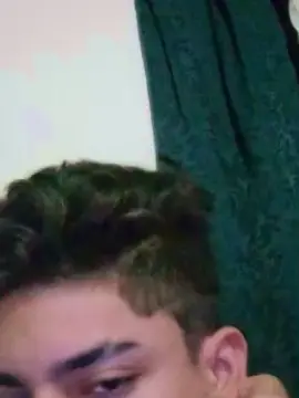 Cam4 Free Live Porn of Alex18sroc